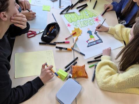 leerlingen bedenken creatieve oplossingen